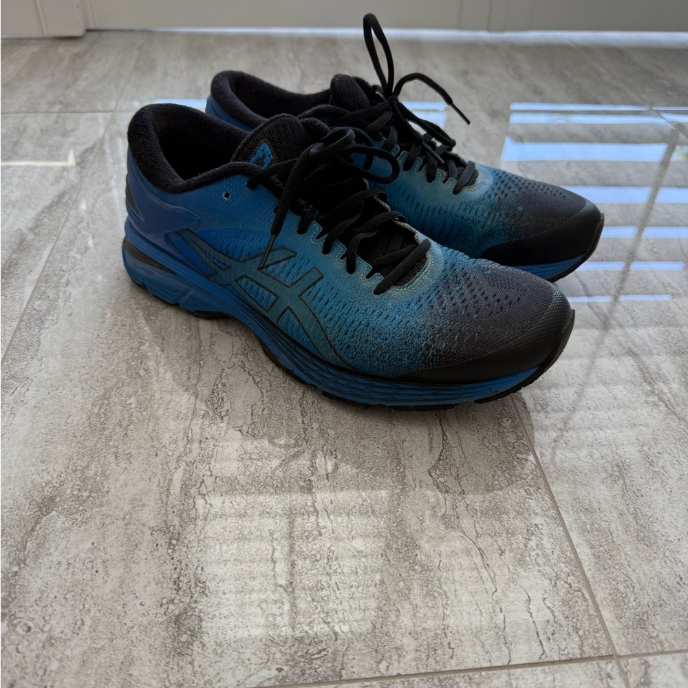 Asics Men's Blue and Black Sneakers